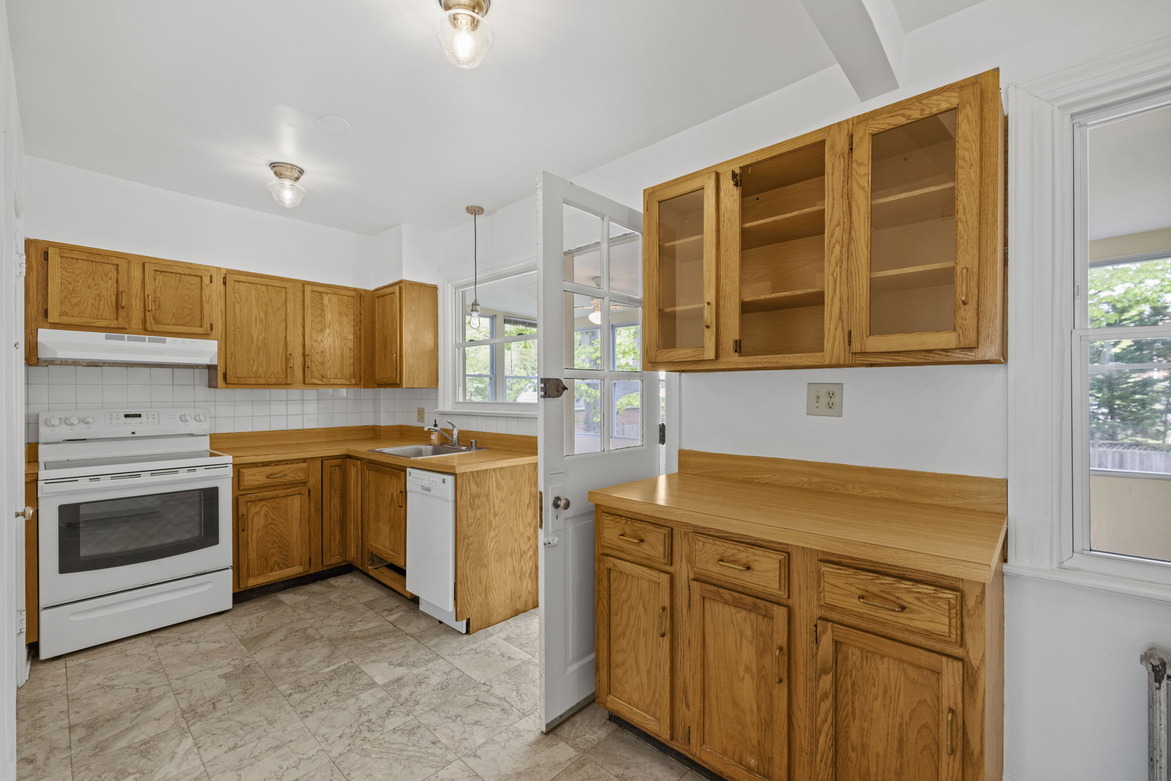 4614 Beechwood Rd (5BR)