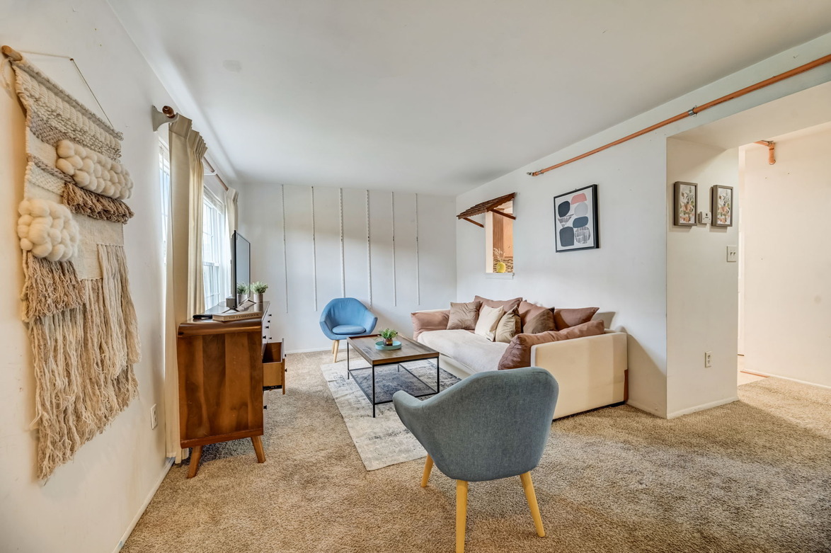 4829 Berwyn Rd (3BR)