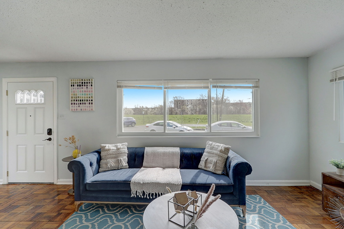 6008 Riverside Dr (3BR)