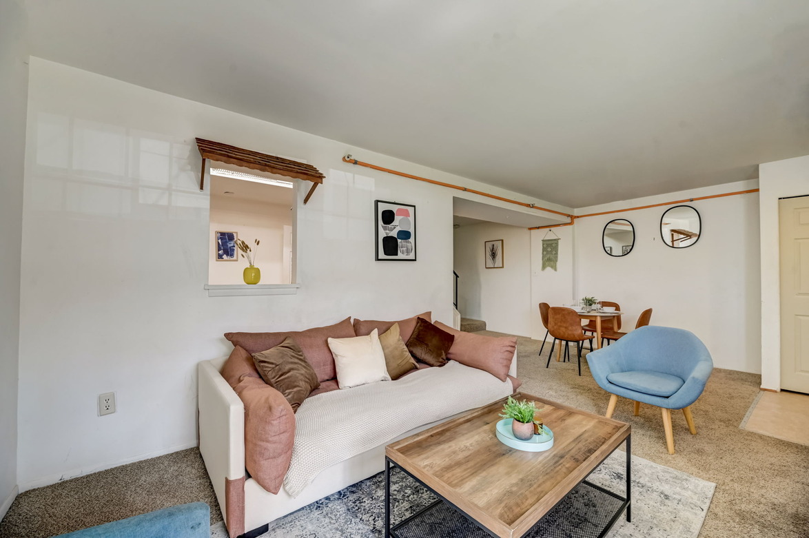 4829 Berwyn Rd (3BR)