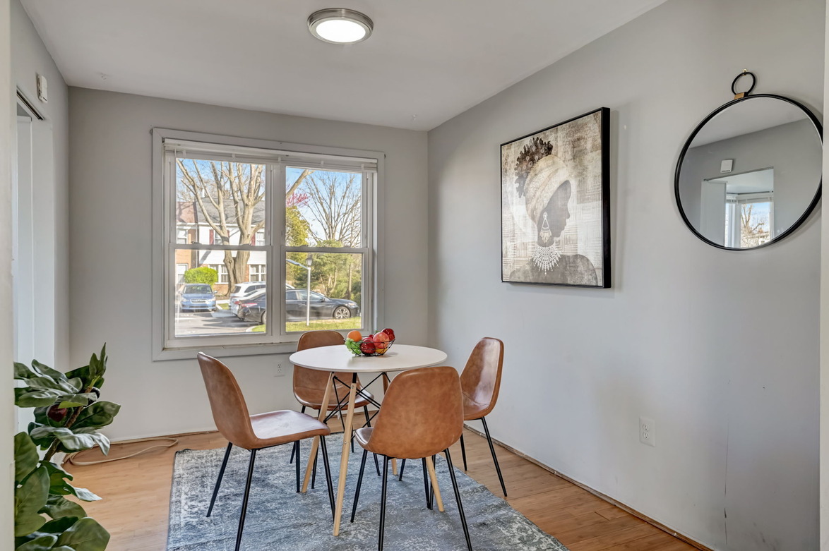 5017 Berwyn Rd (4BR)