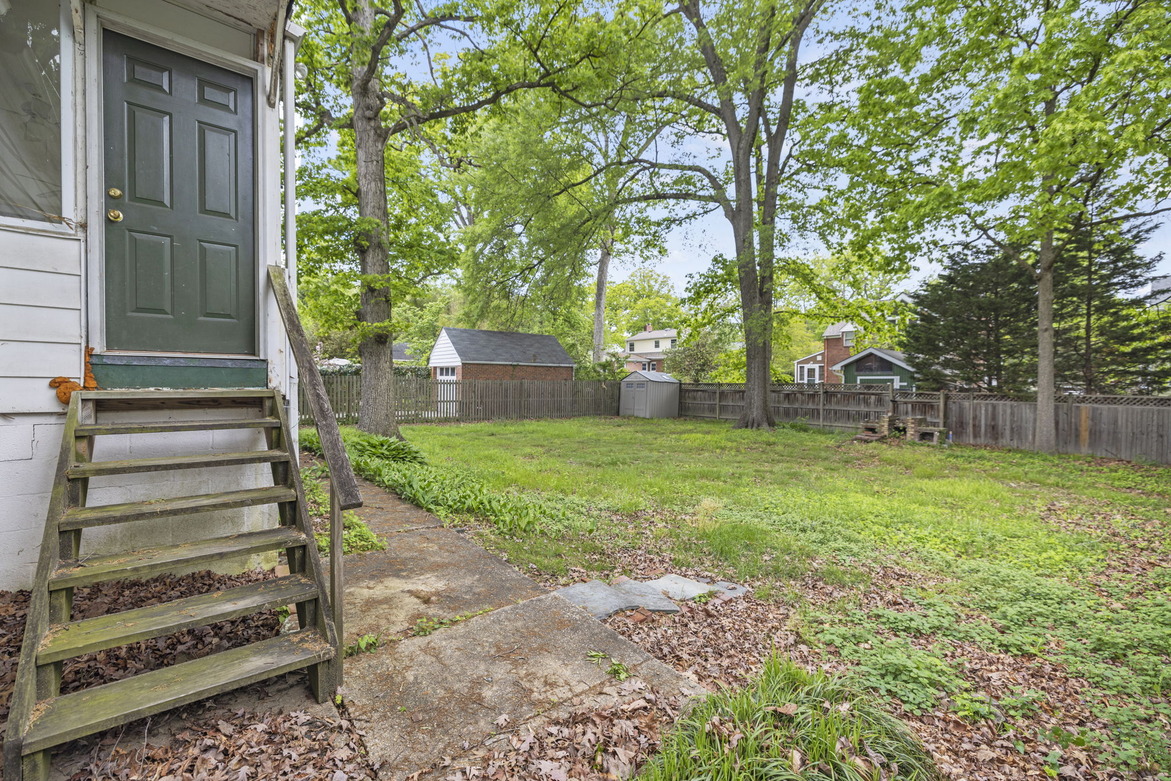 4614 Beechwood Rd (5BR)