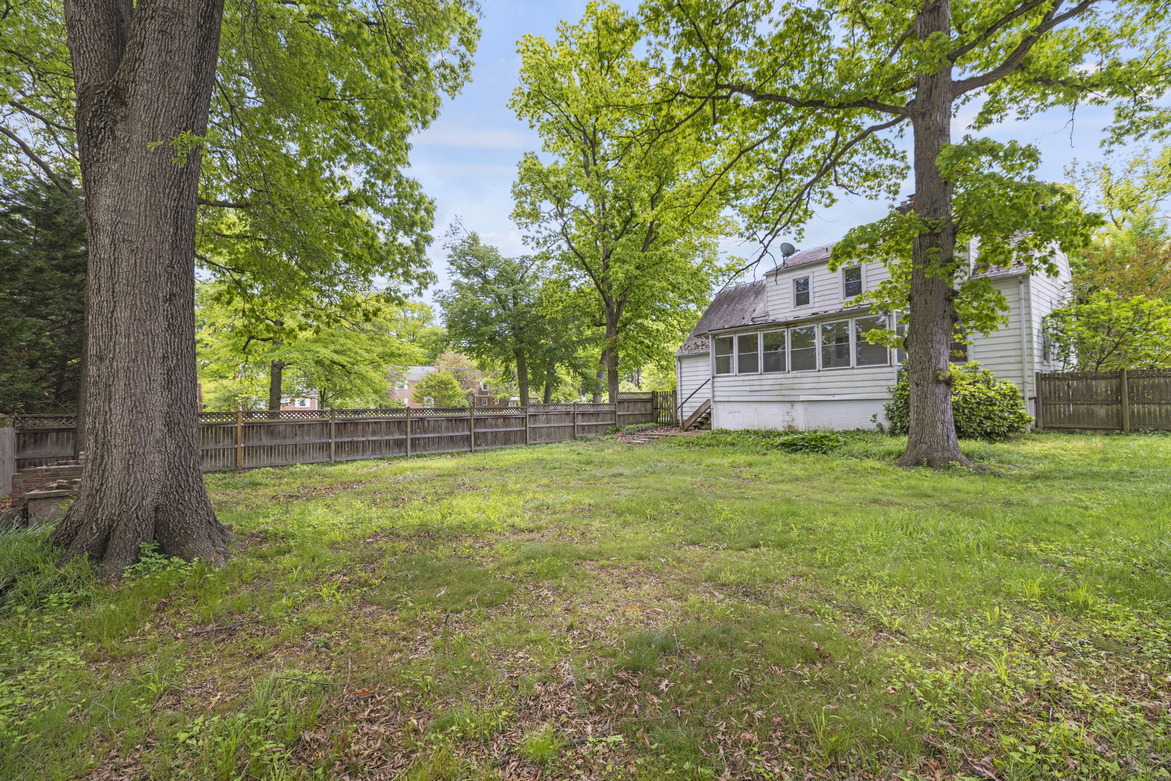 4614 Beechwood Rd (5BR)