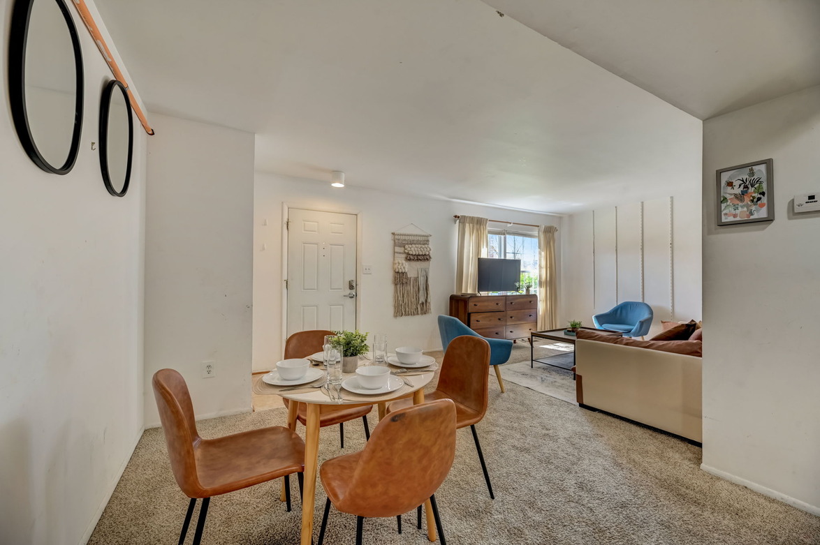 4829 Berwyn Rd (3BR)