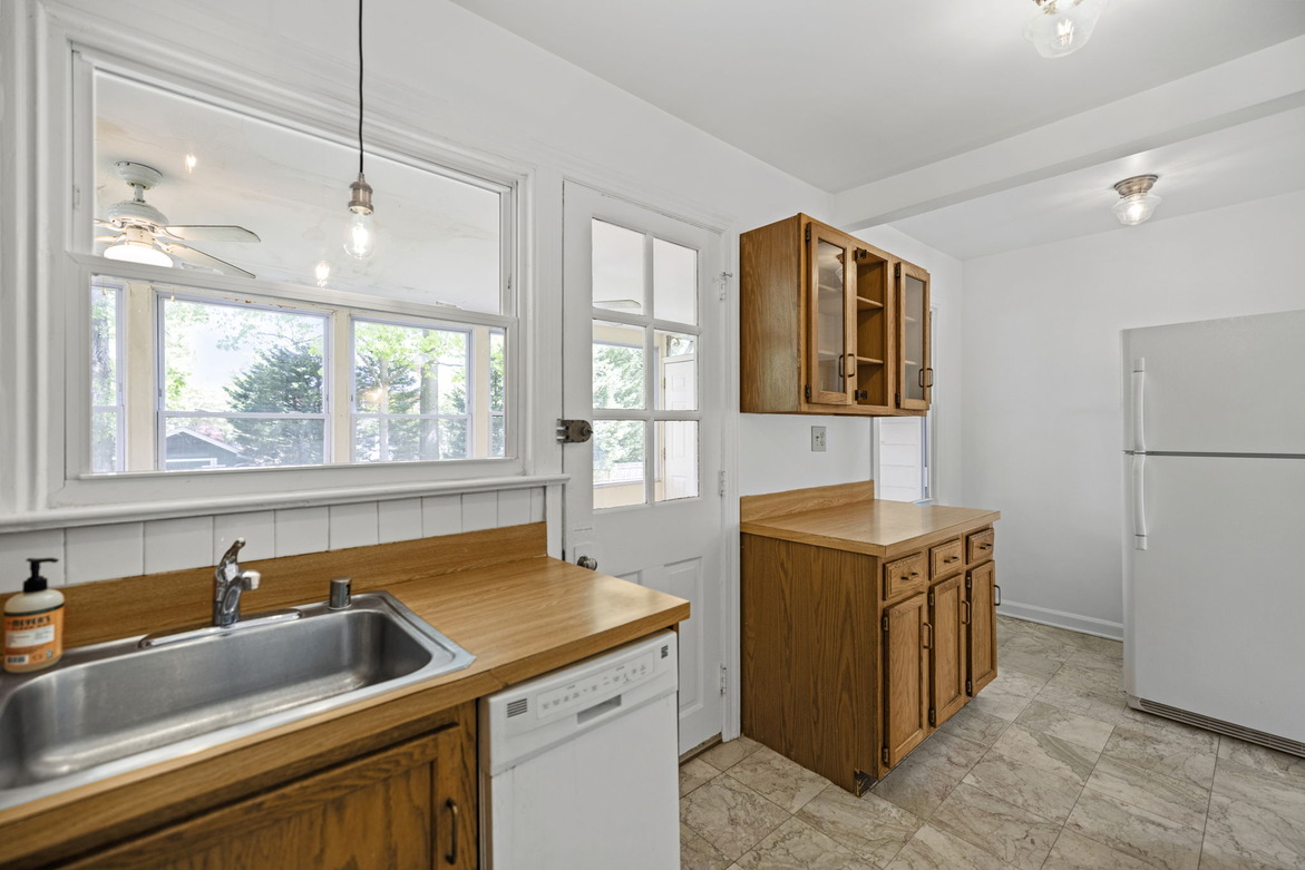 4614 Beechwood Rd (5BR)