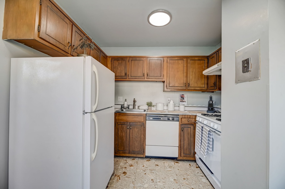 5017 Berwyn Rd (4BR)