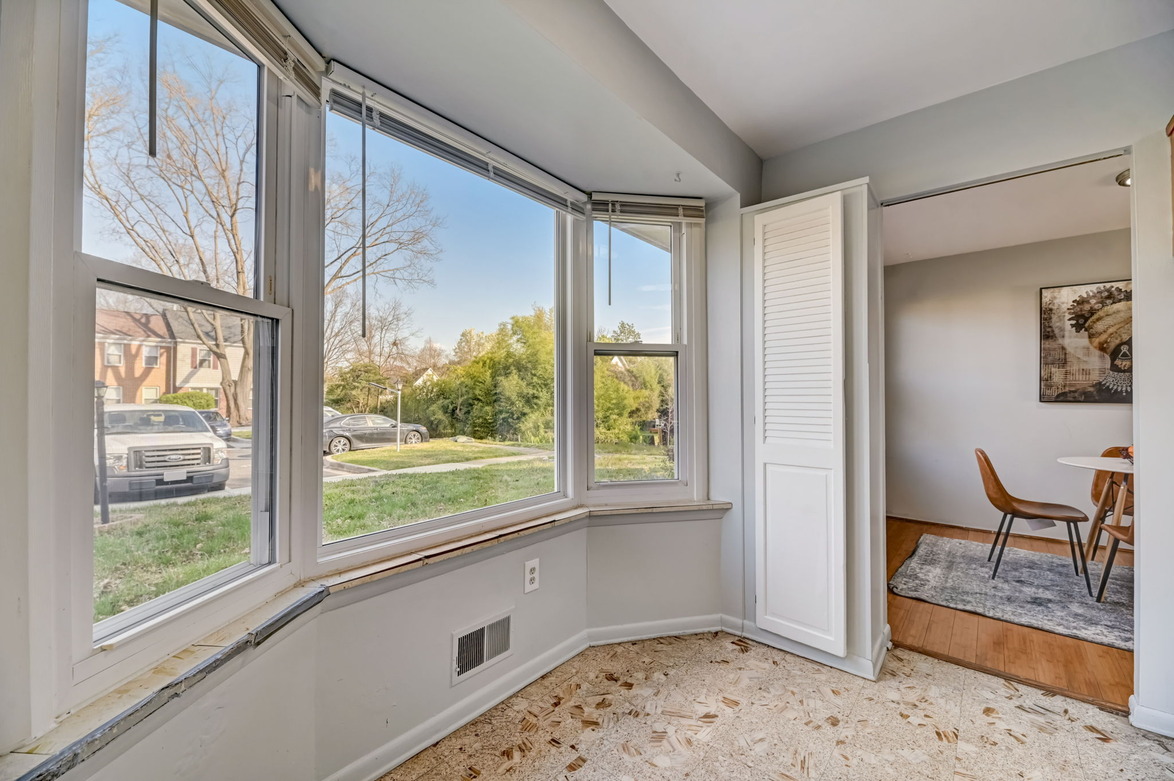 5017 Berwyn Rd (4BR)