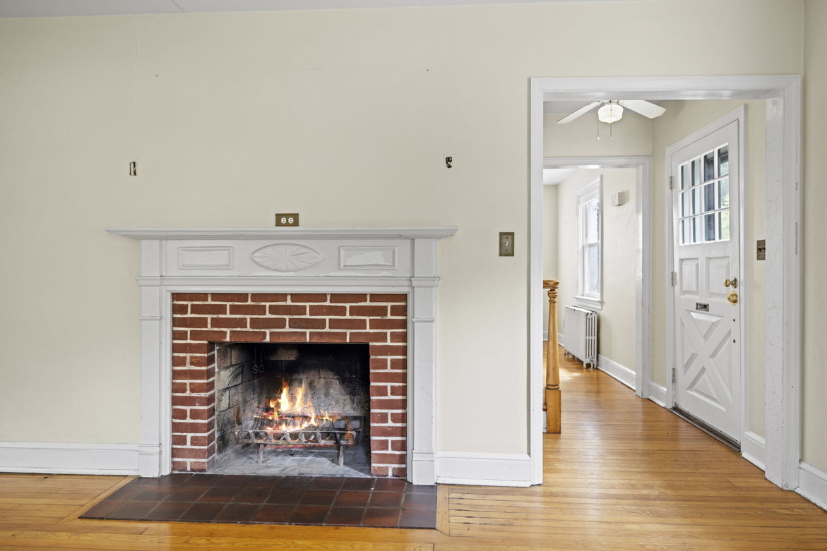 4614 Beechwood Rd (5BR)