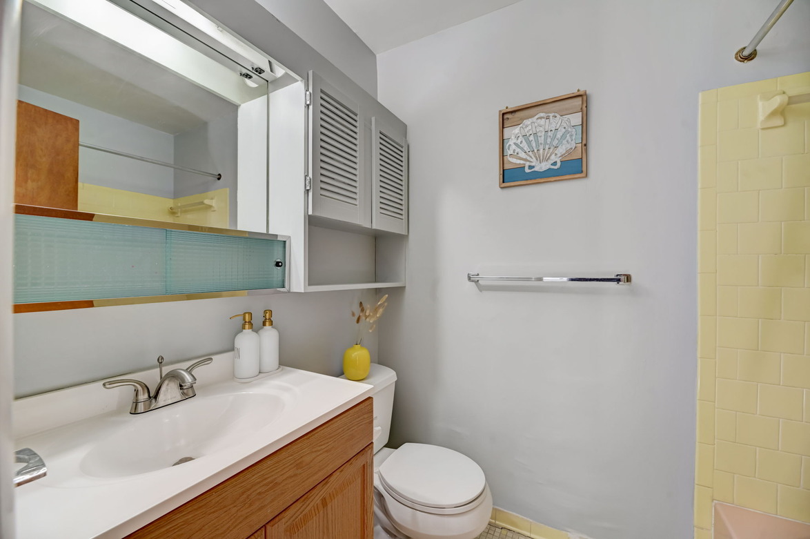 5017 Berwyn Rd (4BR)