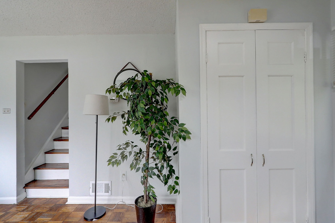 6008 Riverside Dr (3BR)